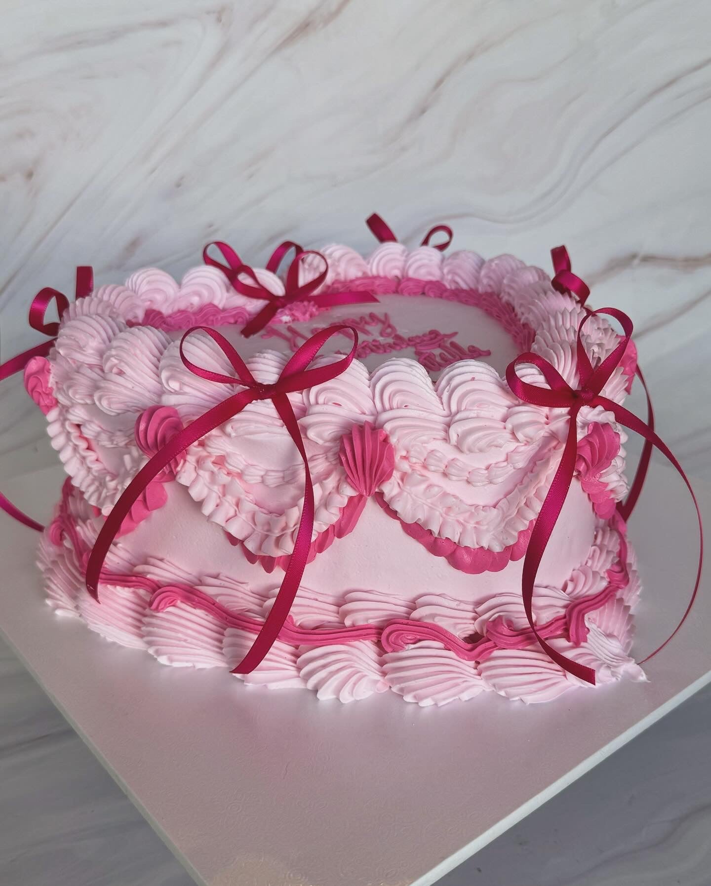 Hot Pink Era Vintage Heart Cake - Flour Lane